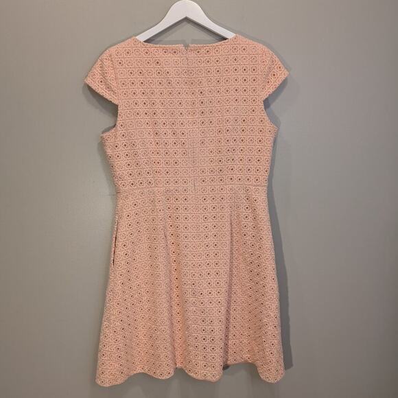 J Crew Dress In Organza Eyelet Blush Timeless Preppy Classic - Size 14 - Picture 2 of 8